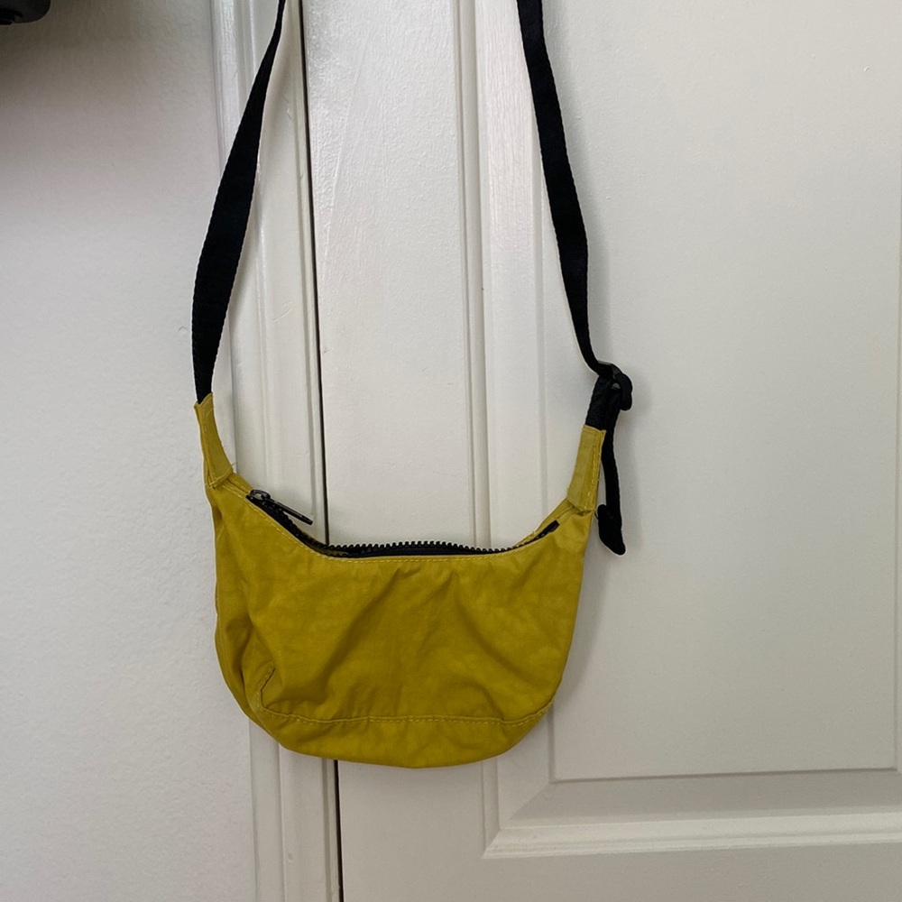 Baggu mini crescent bag